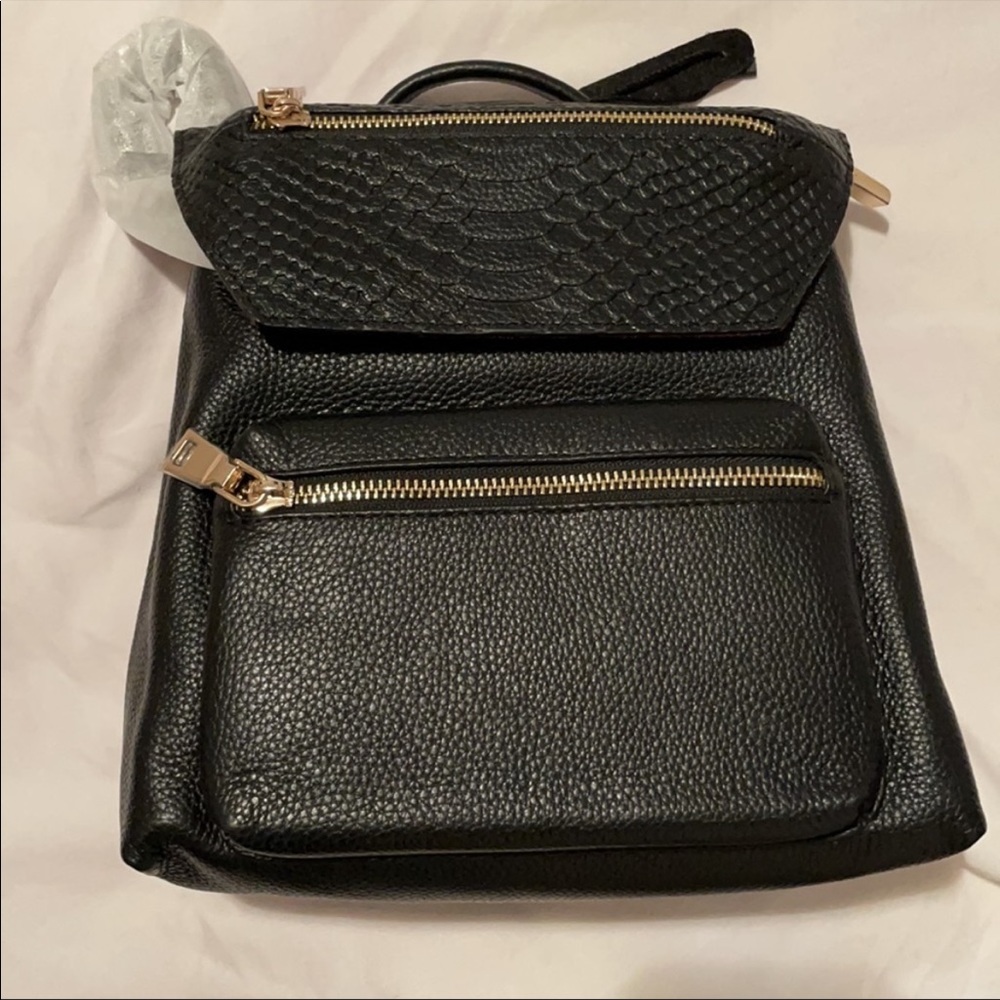 Faux Crocodile- Top Grain Leather Backpack - Picture 3 of 7